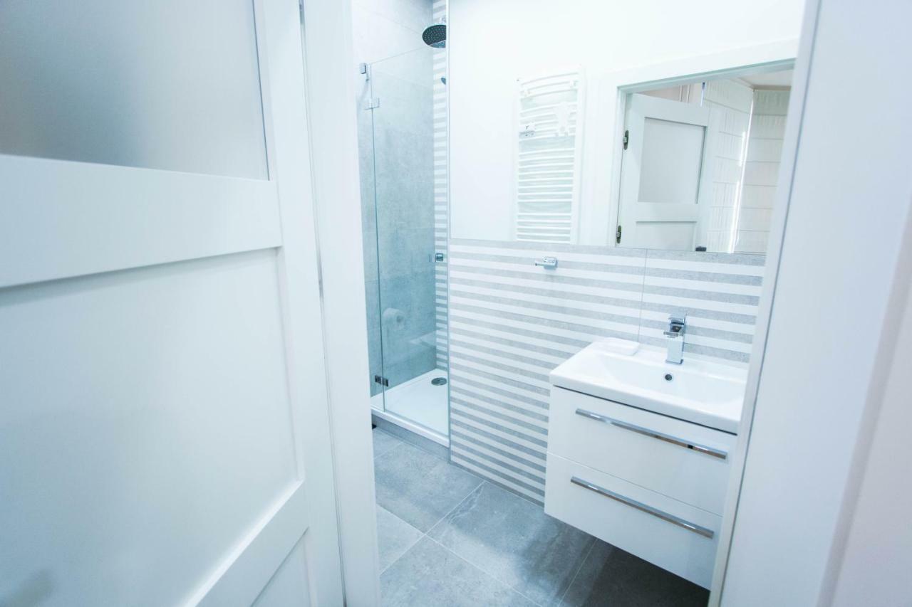 Luksusowy Apartament Swietego Jana Na Rynku คราคูฟ ภายนอก รูปภาพ